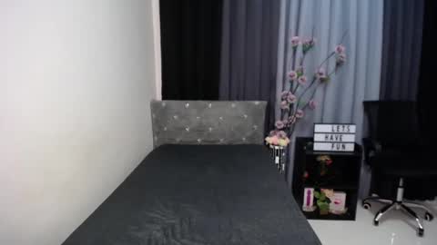 LAUREEN online show from February 19, 10:45 am