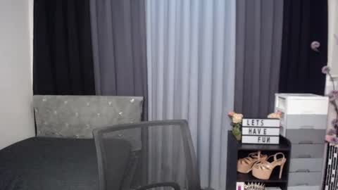 LAUREEN online show from September 13, 12:27 pm