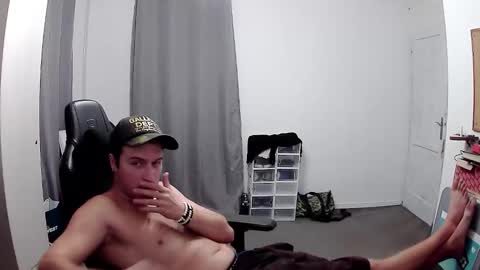 Snapshot of plkrisztian chatting on October 12, 6:29 pm plkrisztian online show from October 12, 6:29 pm