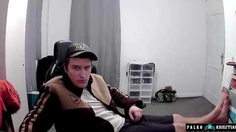 plkrisztian online show from February 25, 12:09 am