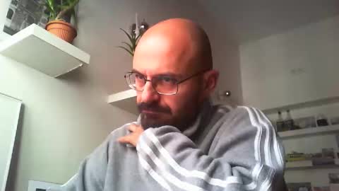 plu07f3520 online show from October 25, 10:01 am