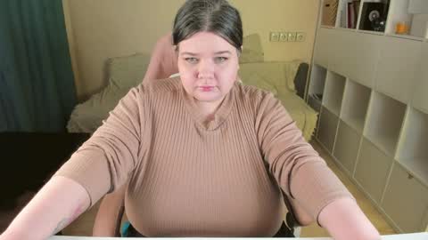 Alice online show from March 1, 7:49 pm