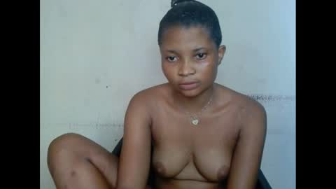 plumnjuicyx online show from February 16, 4:10 pm