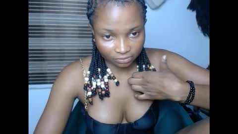 plumnjuicyx online show from October 31, 7:59 pm