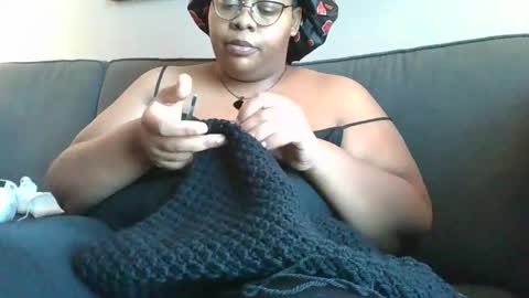 Plushbunny420 online show from December 14, 6:09 pm