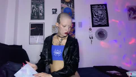    online show from November 15, 1:03 am