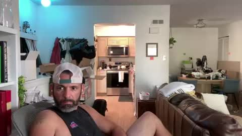 Slug online show from July 19, 7:06 pm