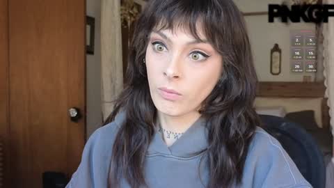 Snapshot of pnkgf chatting on January 16, 9:51 pm pnkgf online show from January 16, 9:51 pm