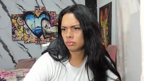 Snapshot of pocahontas_98113116 chatting on January 6, 1:52 pm lesly pagina azul pocahontas982 online show from January 6, 1:52 pm