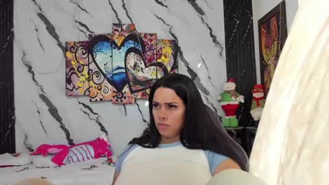 Snapshot of pocahontas_98113116 chatting on January 22, 7:56 pm lesly pagina azul pocahontas982 online show from January 22, 7:56 pm