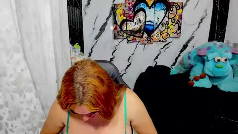 Snapshot of pocahontas_98113116 chatting on October 3, 3:14 am lesly pagina azul pocahontas982 online show from October 3, 3:14 am