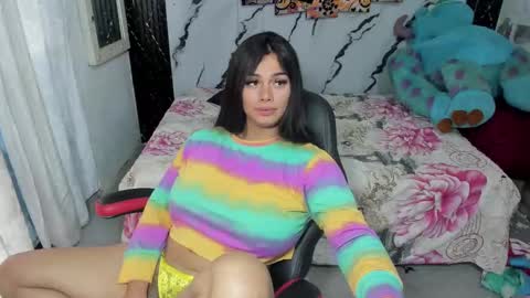 Snapshot of pocahontas_98113116 chatting on November 20, 12:49 pm lesly pagina azul pocahontas982 online show from November 20, 12:49 pm