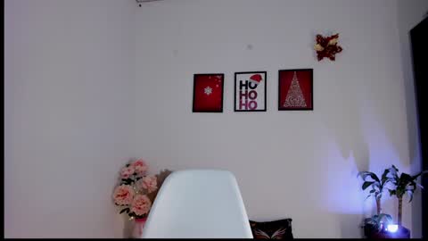 Jasmine online show from January 9, 10:41 pm