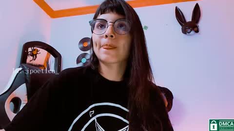 IG ipoetica  online show from November 25, 4:18 pm