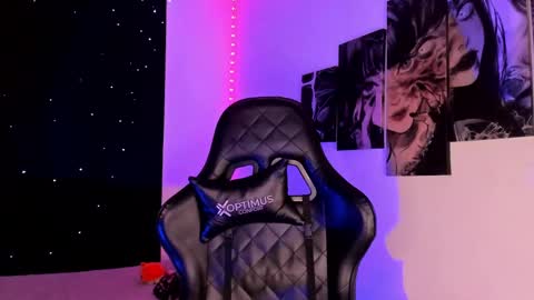 Willow                      Hours 12pm to 630pm Colombian time FRIDAY AND SUNDAY FREE DAYS online show from December 29, 8:37 pm