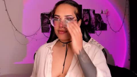 Willow                      Hours 12pm to 630pm Colombian time FRIDAY AND SUNDAY FREE DAYS online show from November 26, 5:36 pm