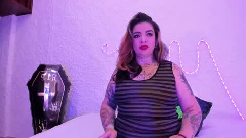 poisson_ivy_ online show from October 1, 8:48 pm