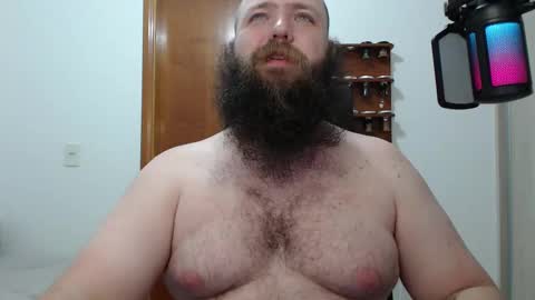 Snapshot of polar_bear91 chatting on February 13, 5:05 am Bear online show from February 13, 5:05 am