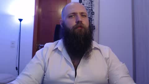 Snapshot of polar_bear91 chatting on February 22, 2:17 am Bear online show from February 22, 2:17 am