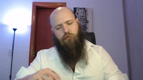 Snapshot of polar_bear91 chatting on February 24, 6:27 am Bear online show from February 24, 6:27 am