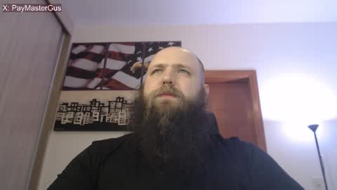 Snapshot of polar_bear91 chatting on October 9, 2:42 am Bear online show from October 9, 2:42 am