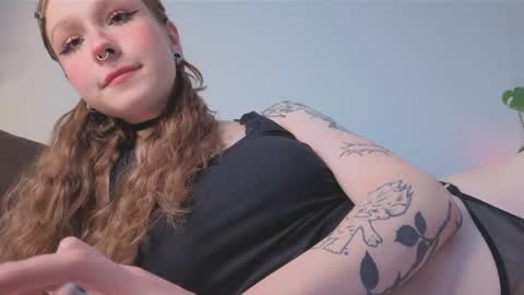 polina online show from April 24, 8:50 am