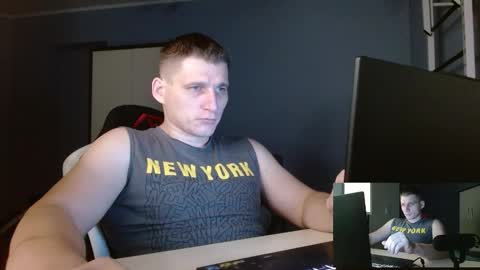 Poliglotjoe2 online show from February 20, 9:04 pm