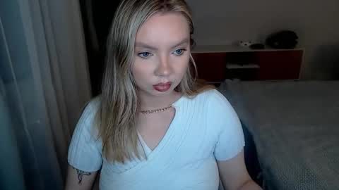 PolinaJones online show from June 4, 6:14 pm