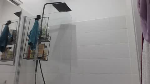 Snapshot of polish2000 chatting on December 31, 12:57 pm Polish Boy online show from December 31, 12:57 pm