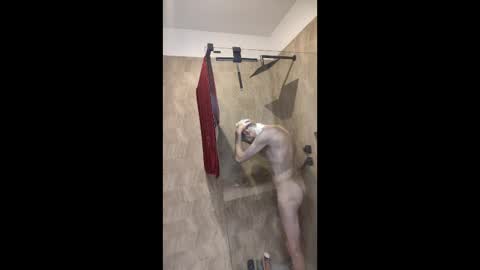 Snapshot of polish2000 chatting on December 14, 1:05 pm Polish Boy online show from December 14, 1:05 pm