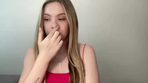 polishangel222 online show from June 24, 2:16 pm