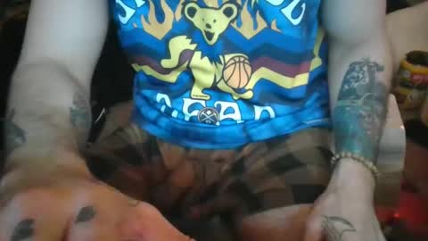 Snapshot of polishrifle3 chatting on March 5, 5:07 am jaws online show from March 5, 5:07 am