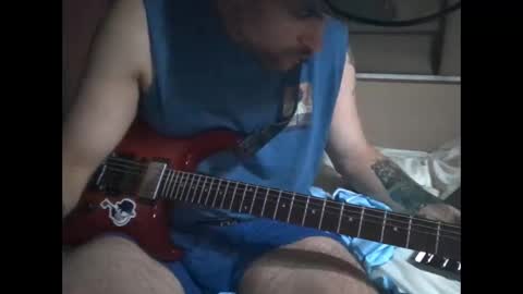 Snapshot of polishrifle3 chatting on October 18, 8:59 am jaws online show from October 18, 8:59 am