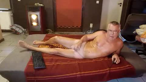 Paul online show from April 1, 5:30 am