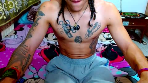 Gian online show from February 12, 6:40 pm