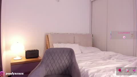 Polly online show from September 23, 4:10 pm