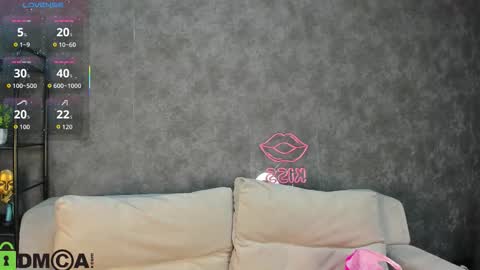 Polly online show from October 13, 1:05 am