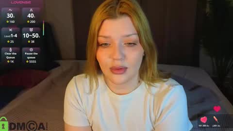 Polly online show from March 4, 1:33 am