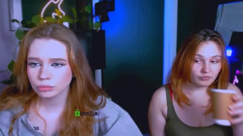 polly_cute1 online show from April 6, 6:42 pm