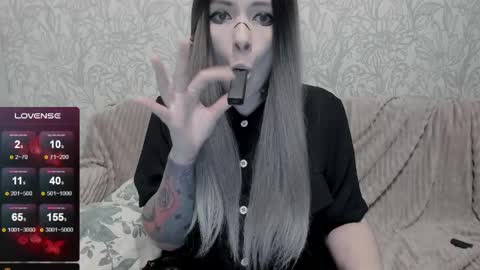 Snapshot of polly_wow chatting on April 17, 9:29 pm Polly online show from April 17, 9:29 pm