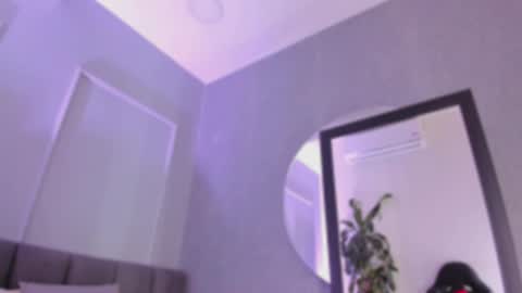 POLLY online show from December 17, 10:10 am