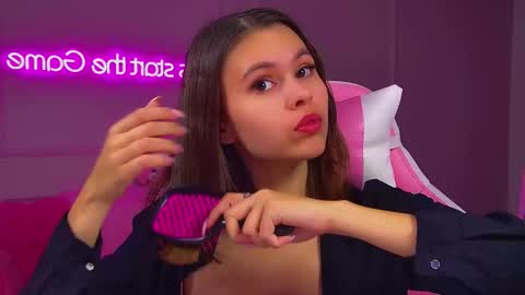 Snapshot of pollylanders chatting on October 10, 6:18 pm Polly online show from October 10, 6:18 pm