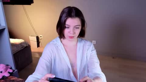  Your Polly  follow me  online show from February 1, 8:51 pm