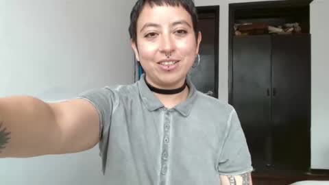 Snapshot of poly_mer chatting on February 4, 5:34 pm Poly online show from February 4, 5:34 pm