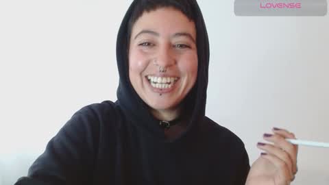 Snapshot of poly_mer chatting on March 5, 6:45 pm Poly online show from March 5, 6:45 pm