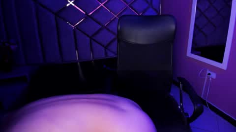 Snapshot of poly_sasha_ chatting on January 6, 3:43 am poly sasha online show from January 6, 3:43 am