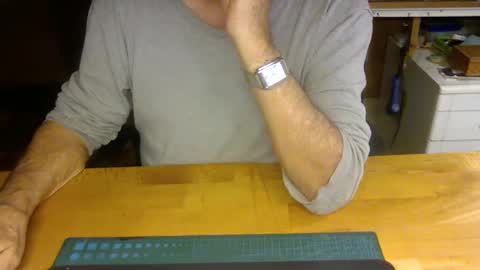 Snapshot of pomme1949 chatting on December 3, 10:39 am pomme1949 online show from December 3, 10:39 am