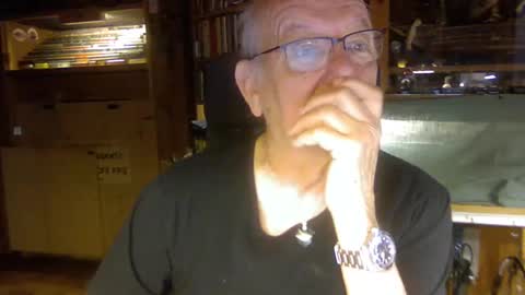 Snapshot of pomme1949 chatting on February 19, 9:50 am pomme1949 online show from February 19, 9:50 am