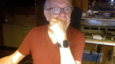 Snapshot of pomme1949 chatting on October 23, 3:00 pm pomme1949 online show from October 23, 3:00 pm