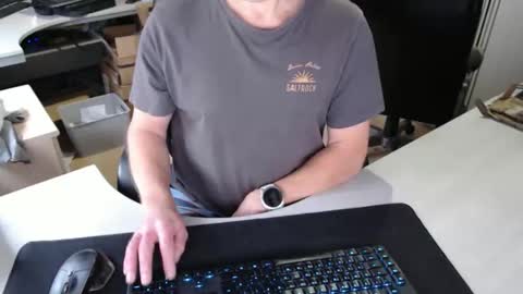 Snapshot of poodledude chatting on October 21, 8:59 am Dave online show from October 21, 8:59 am